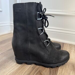 Sorel Women's Black Joan of Arctic Wedge II Leather Waterproof Boots Women’s 9
